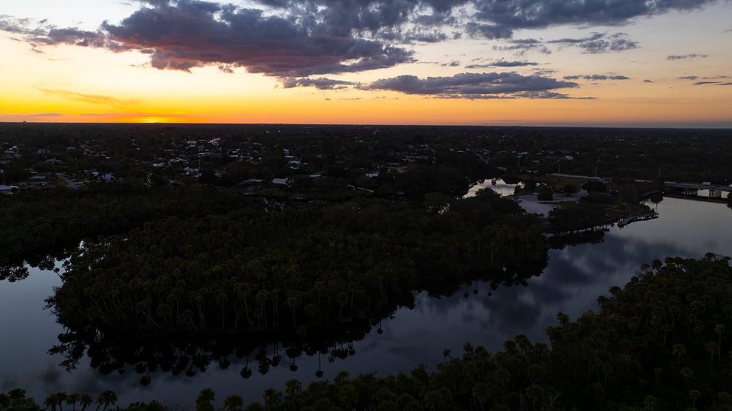 Natural landscape and outdoor views near Veranda Oaks in Port St. Lucie (Image 99).