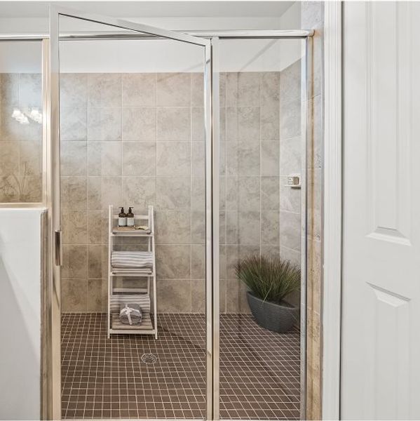 Trevi plan Owners Bath