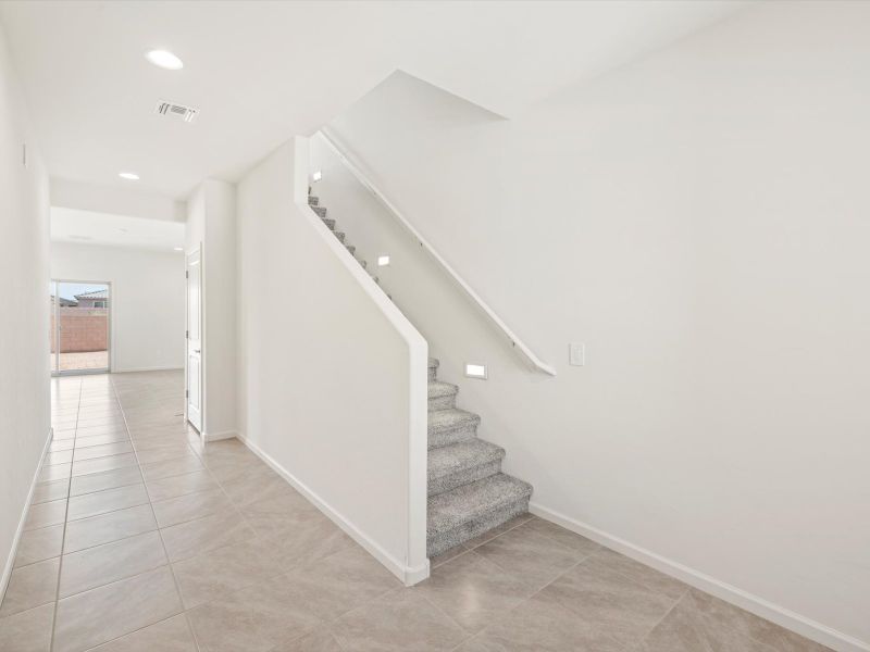 Spacious, unfurnished interior of a new home in Mandarina - Signature Series, Marana (Image 9).