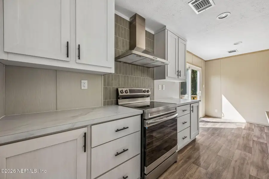 Furnished interior view inside a new home in , Yulee (Image 4).