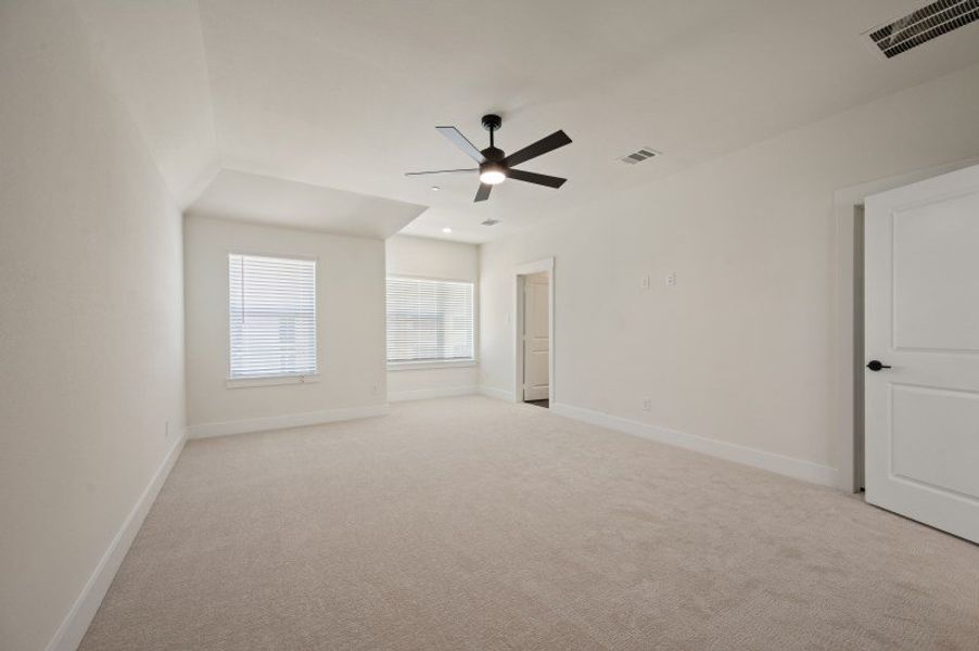 Spacious, unfurnished interior of a new home in Chelsea Commons, Allen (Image 19). Spacious, unfurnished interior of a new home in Chelsea Commons, Allen (Image 19).