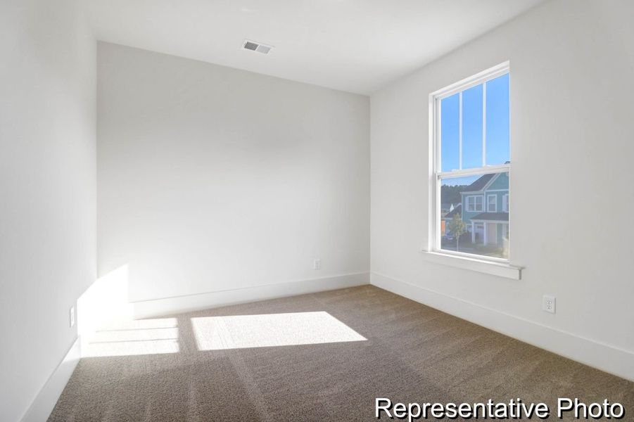 Spacious, unfurnished interior of a new home in Homecoming, Ravenel (Image 17).