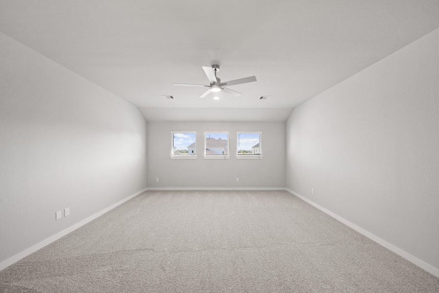 Spacious, unfurnished interior of a new home in Beacon Hill, Waller (Image 24).