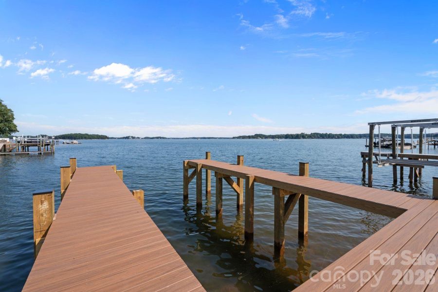 New stationary dock (still has at least 6' water at the back of the dock - great access even in our current drought)