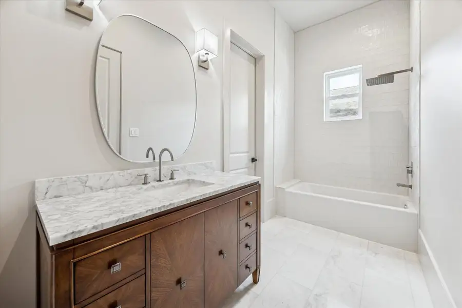 Furnished interior view inside a new home in , Houston (Image 11). Furnished interior view inside a new home in , Houston (Image 11).