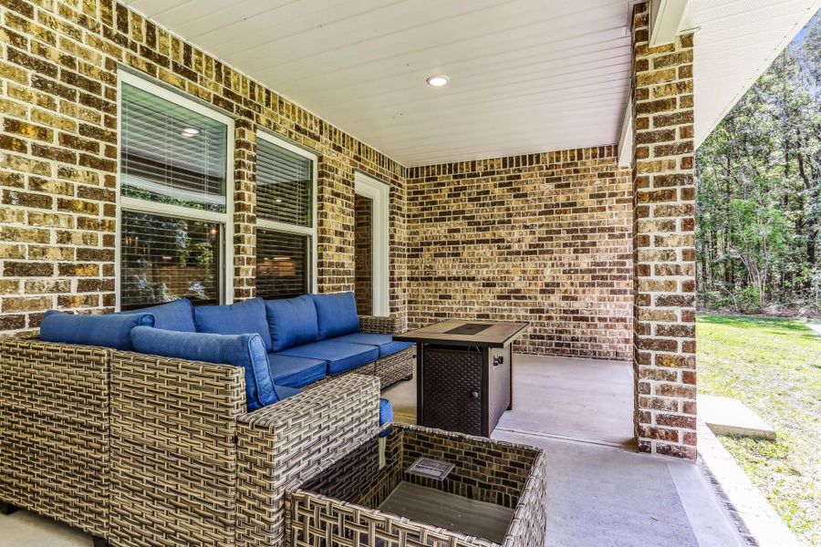 8705 Valhalla Dr MLS Size-35