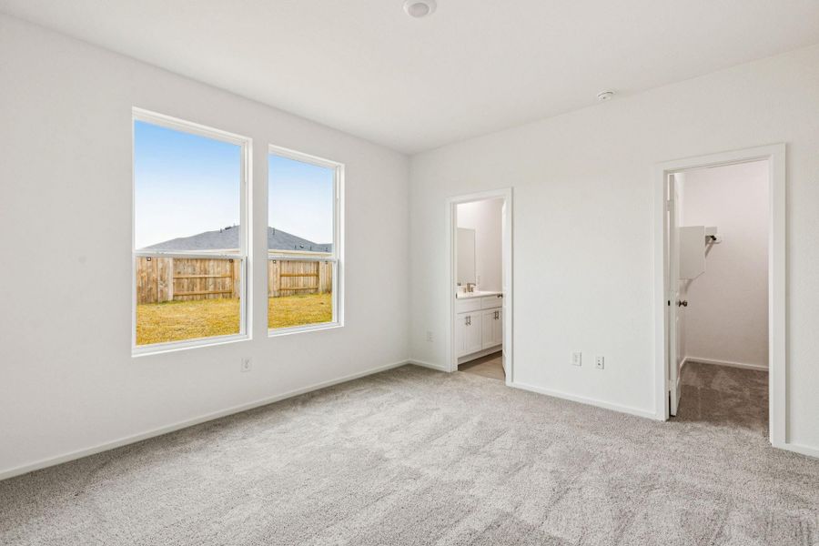 Spacious, unfurnished interior of a new home in Windcress, Cove (Image 21).