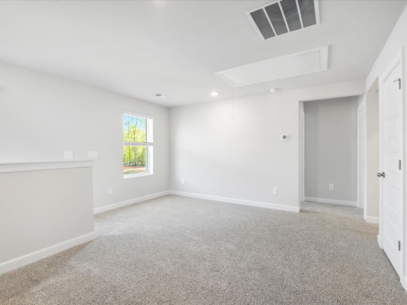 Welcome to the Sydney floorplan at Brayfield Manor - Heritage Collection.