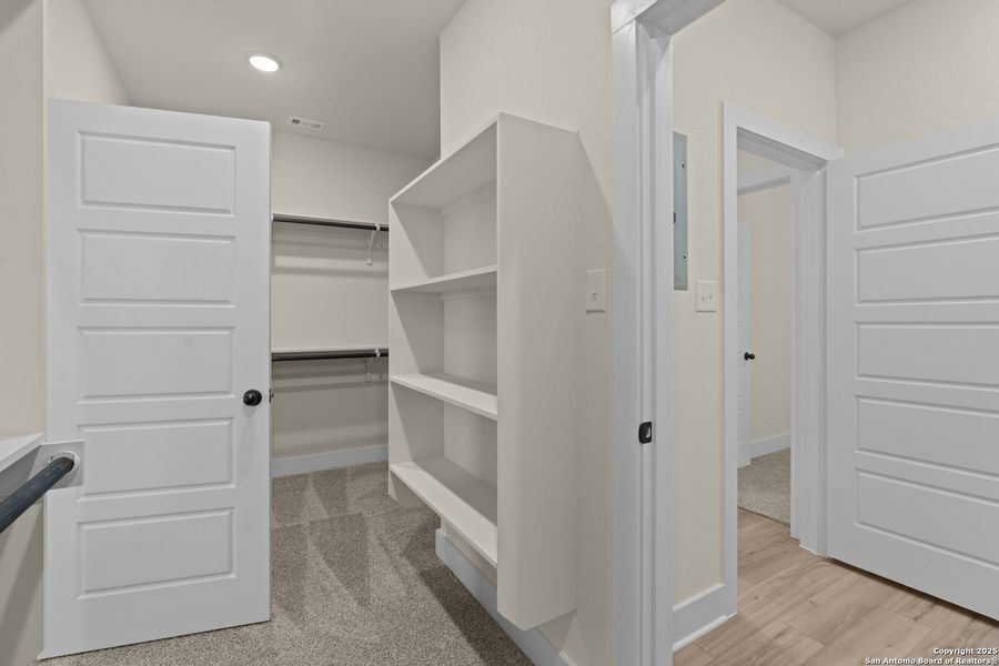 Image 43 of a home in Hunters Ranch.