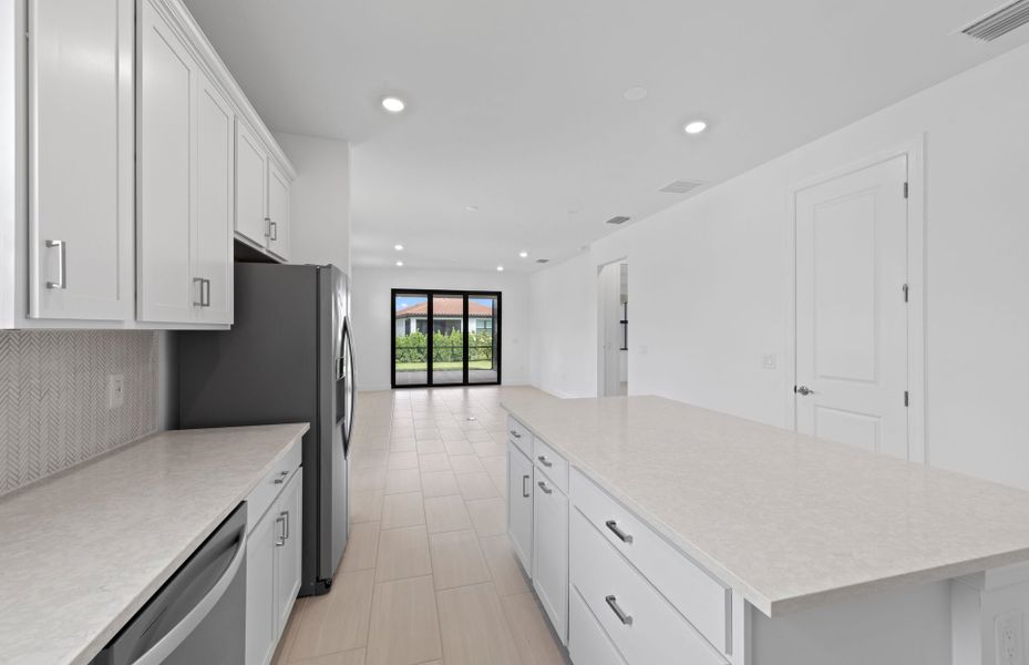 Well-appointed kitchen Well-appointed kitchen