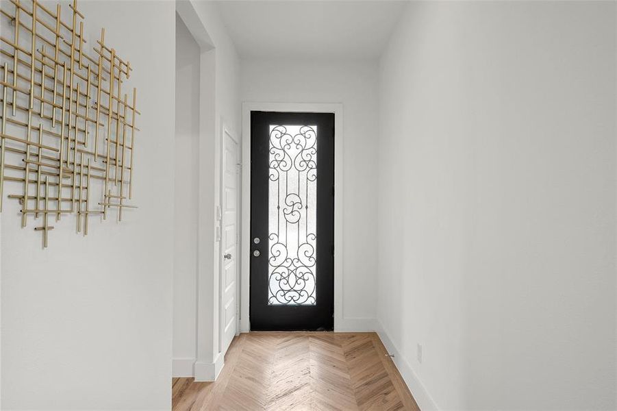 Spacious, unfurnished interior of a new home in , Hillsboro (Image 15).