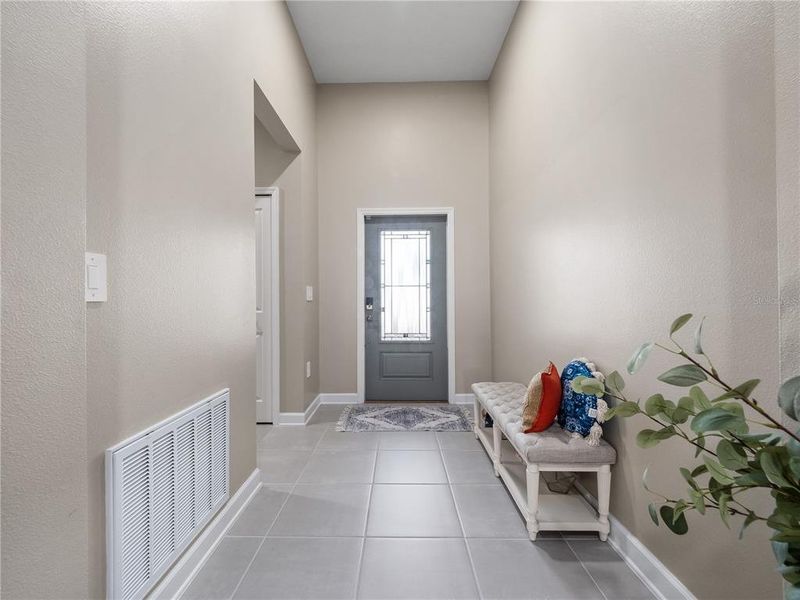 Furnished interior view inside a new home in , Davenport (Image 15).