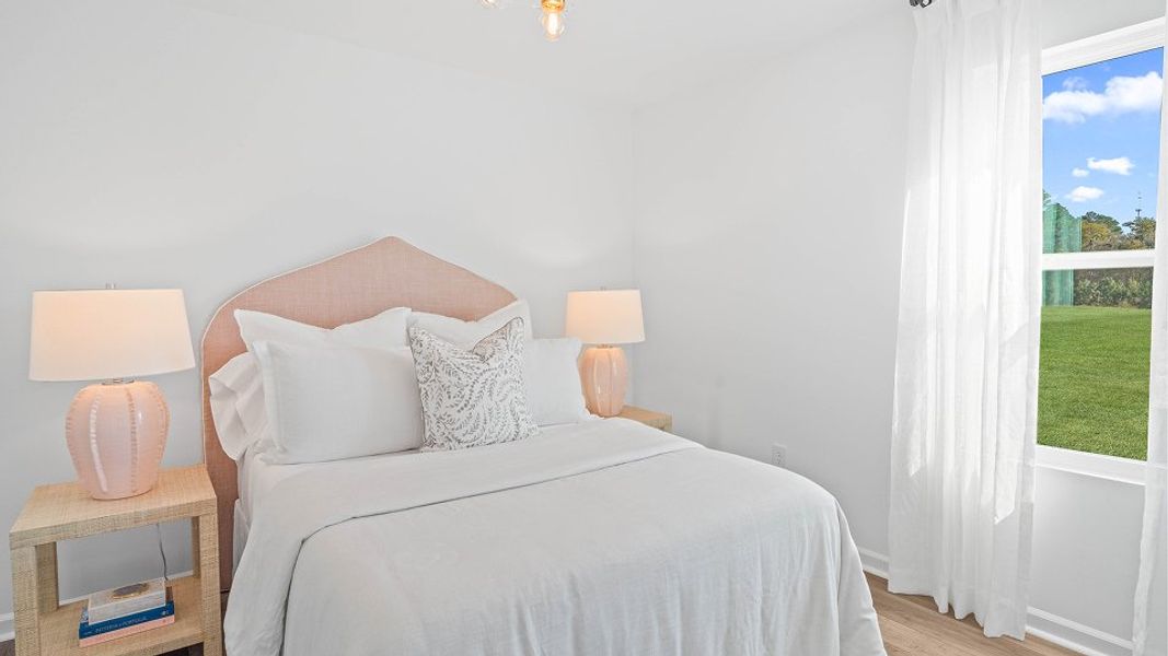 3320 Newlin Bed2 F1 3320 Newlin Bed2 F1