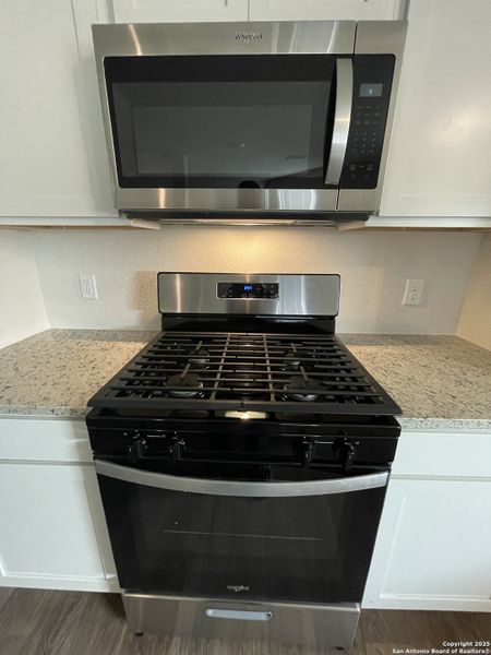 Close-up of interior finishes inside a home in Whisper Falls, San Antonio (Image 5).