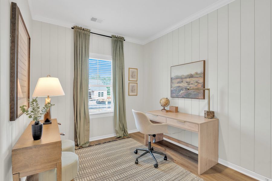 Representative furnished interior of a home built from the Benton II by Great Southern Homes in Springwood Grove, Central (Image 21).