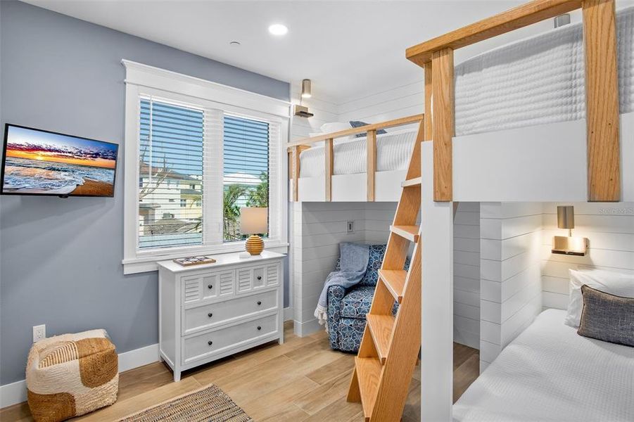 Furnished interior view inside a new home in , Sarasota (Image 17).