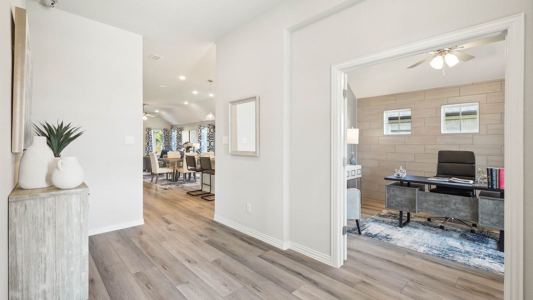 Laurel Floor Plan - Representative Photo Laurel Floor Plan - Representative Photo