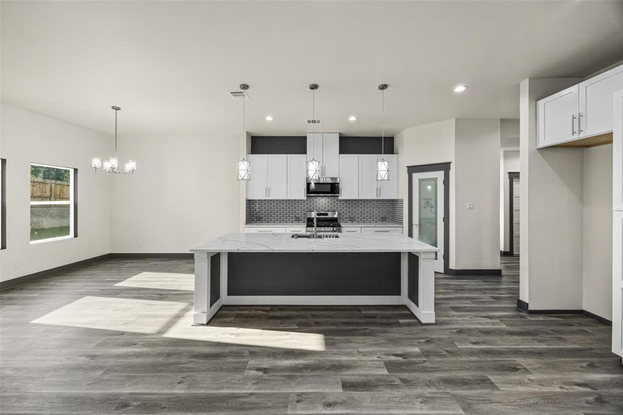 Furnished interior view inside a new home in , Conroe (Image 13).