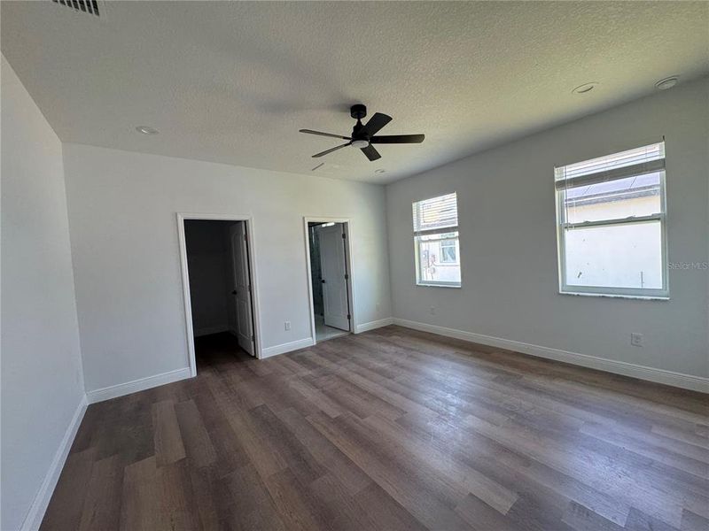 Spacious, unfurnished interior of a new home in , Brooksville (Image 16).