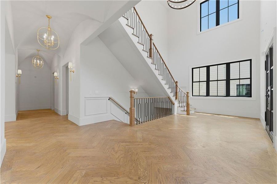 Spacious, unfurnished interior of a new home in , Atlanta (Image 54).