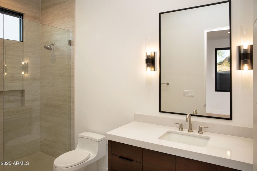 25-0015(DOM)79 25-0015(DOM)79