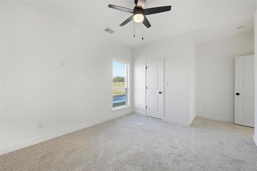 Spacious, unfurnished interior of a new home in , Boyd (Image 39).