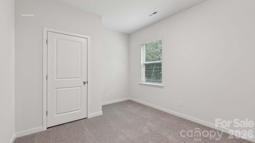 Spacious, unfurnished interior of a new home in Clark Creek Landing, Lincolnton (Image 16).