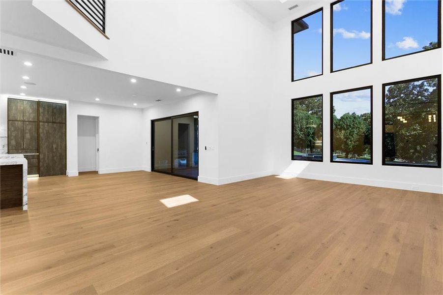 Spacious, unfurnished interior of a new home in , Sugar Hill (Image 82).