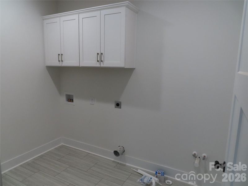 Spacious, unfurnished interior of a new home in , Rock Hill (Image 7).