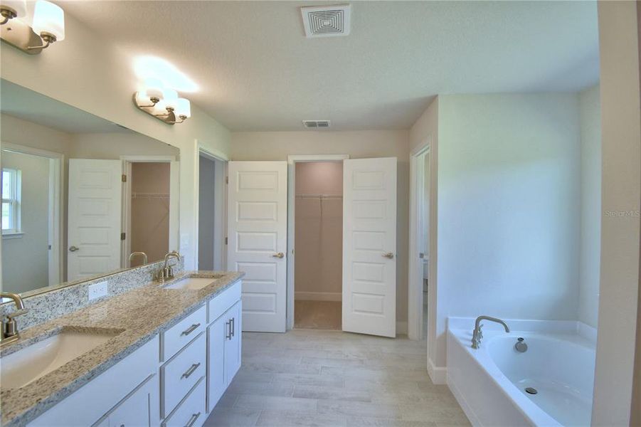 Furnished interior view inside a new home in Lake Juliana Estates, Auburndale (Image 13). Furnished interior view inside a new home in Lake Juliana Estates, Auburndale (Image 13).