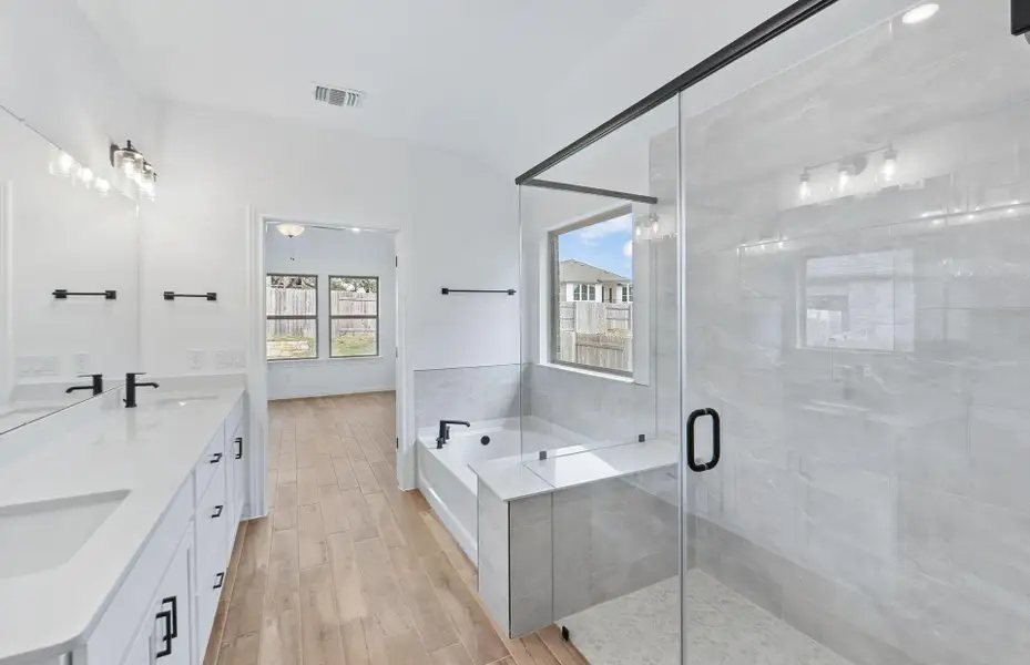 Furnished interior view inside a new home in Crescent Bluff, Georgetown (Image 8).