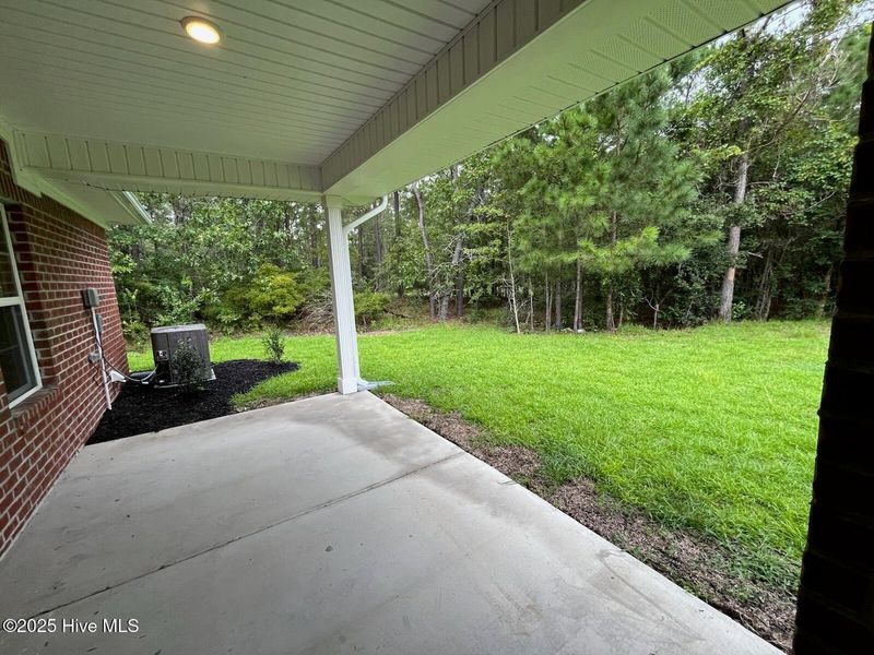 Image 22 of a home in Palmetto Creek.