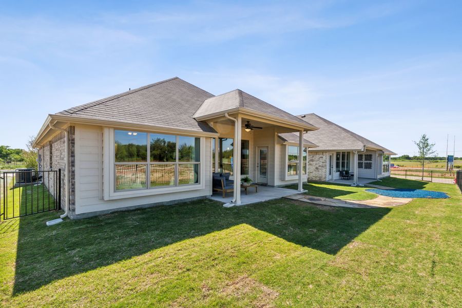 Representative exterior details of a home built from the Concept 1660 by Landsea Homes in Chisholm Hills, Cleburne (Image 3). Representative exterior details of a home built from the Concept 1660 by Landsea Homes in Chisholm Hills, Cleburne (Image 3).