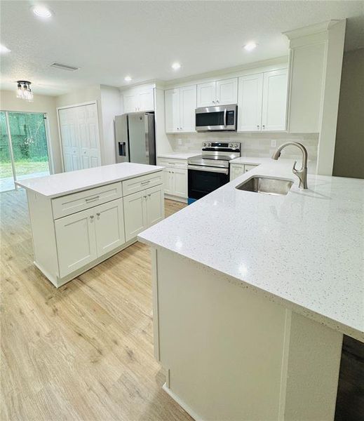 Furnished interior view inside a new home in , Lakeland (Image 8).