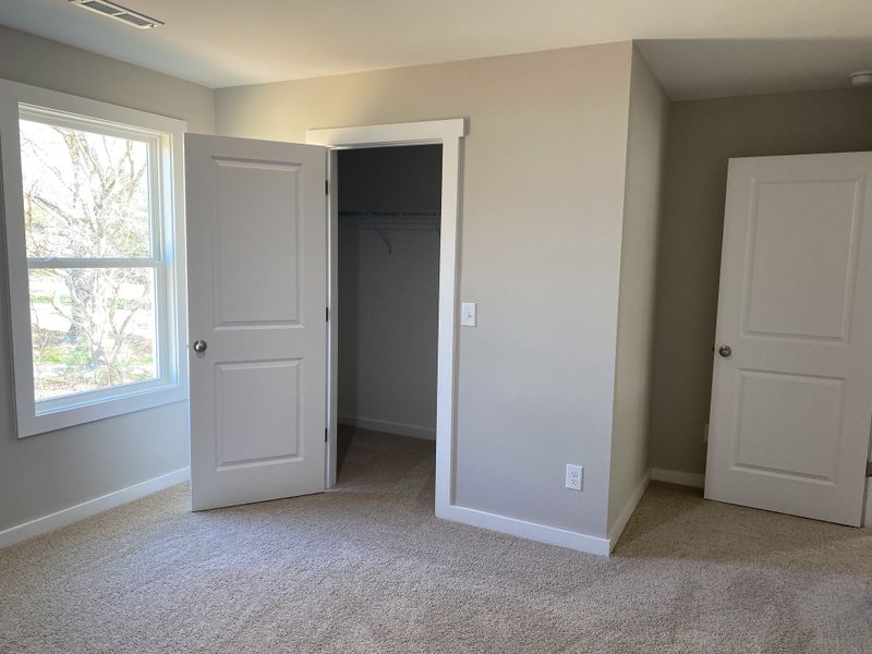 Representative unfurnished interior of a home built from the Grant by Foundation Home Builders LLC in Old Hickory Crossing, Mocksville (Image 23).