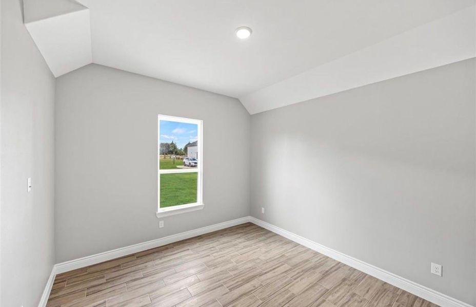 Spacious, unfurnished interior of a new home in , Prairie View (Image 4).