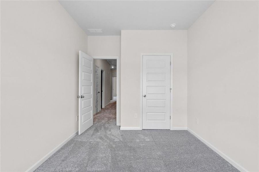 Spacious, unfurnished interior of a new home in Fairington, Cartersville (Image 18).