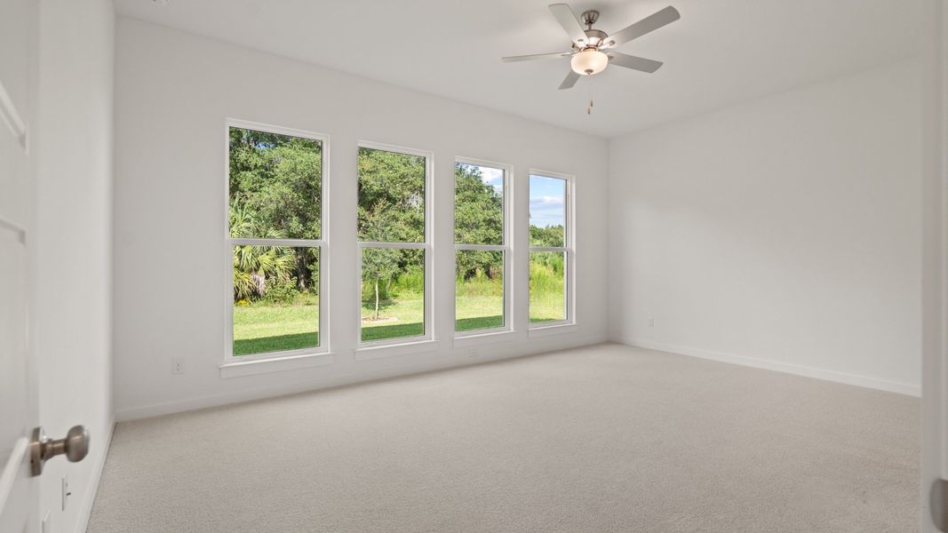 Spacious, unfurnished interior of a new home in Turnleaf, Punta Gorda (Image 18). Spacious, unfurnished interior of a new home in Turnleaf, Punta Gorda (Image 18).