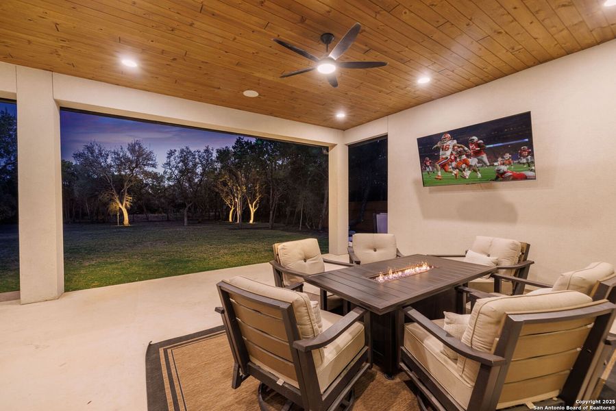 Image 32 of a home in .