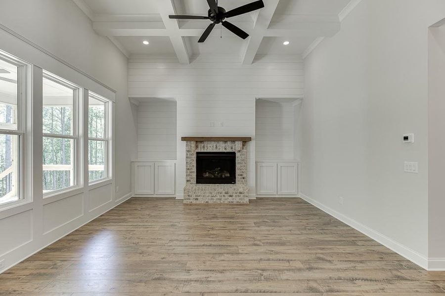 Spacious, unfurnished interior of a new home in , Jefferson (Image 47).