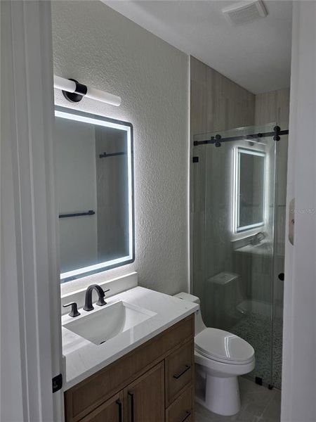 Furnished interior view inside a new home in , Punta Gorda (Image 11).