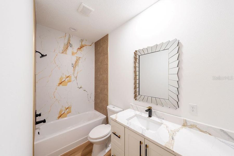 Image 47 of a home in . Image 47 of a home in .