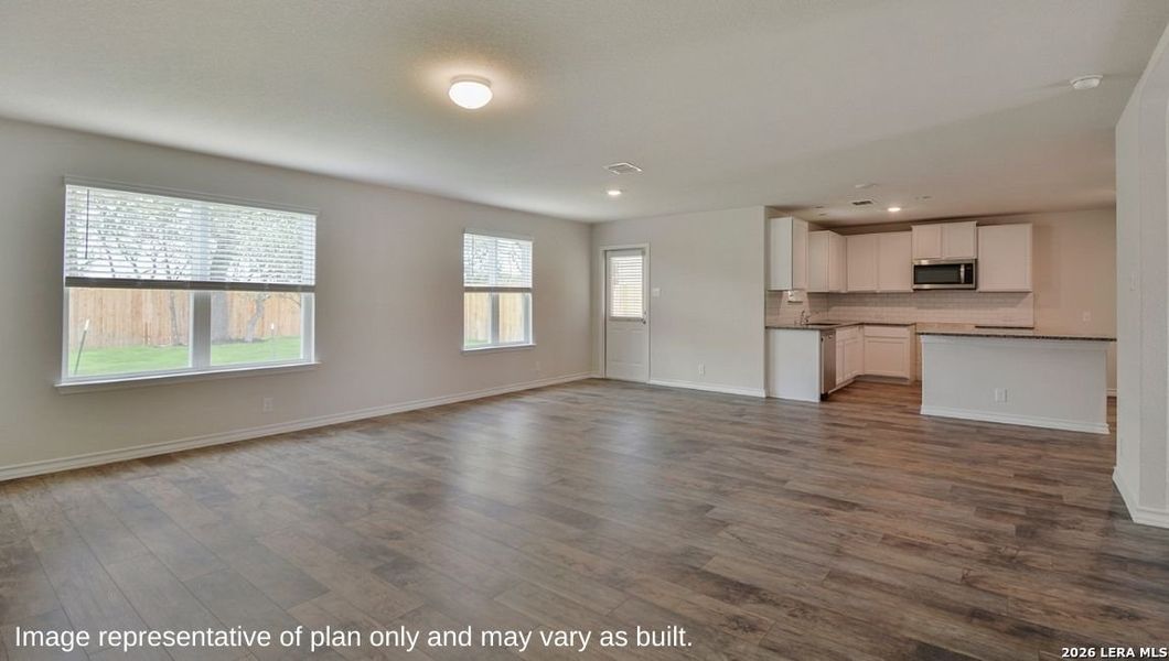 Spacious, unfurnished interior of a new home in , Mico (Image 7).