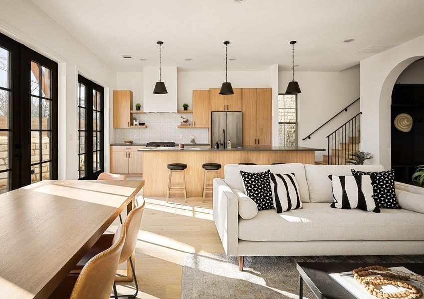 Natural light pours in from all directions. Natural light pours in from all directions.