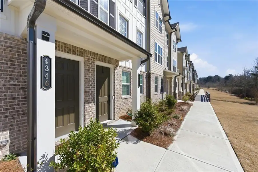 Exterior details and patio area of a home in , Duluth (Image 3).