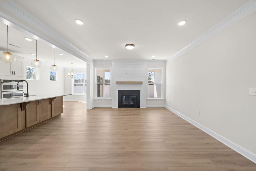 Spacious, unfurnished interior of a new home in Grove Park, Clemmons (Image 24).