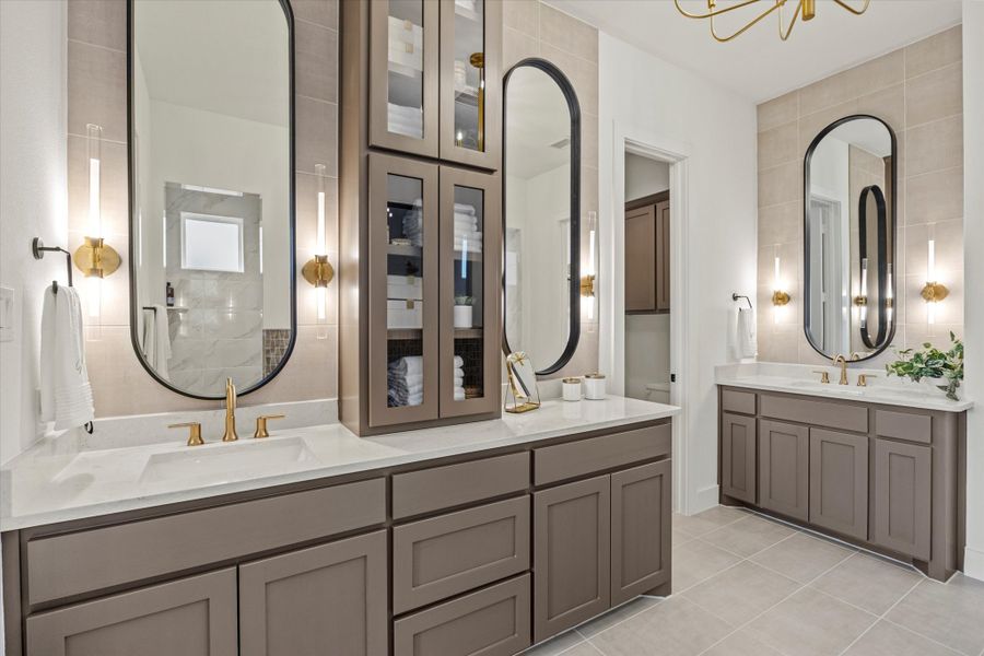 Representative furnished interior of a home built from the Ashbourne by Windsor Homes in Nelson Lake Estates, Rockwall (Image 30).