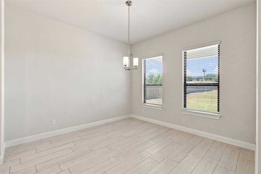 Spacious, unfurnished interior of a new home in Northfork, Liberty Hill (Image 16).