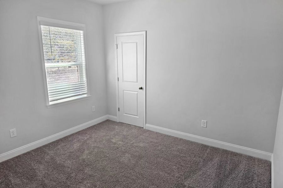 Spacious, unfurnished interior of a new home in Solserra, Shallotte (Image 13).