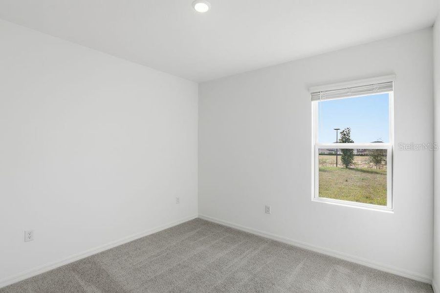 Spacious, unfurnished interior of a new home in Waterstone, Groveland (Image 37).